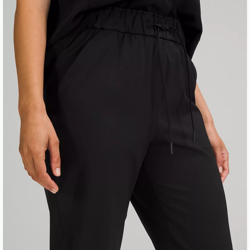 NWT Lululemon Stretch High Rise Jogger